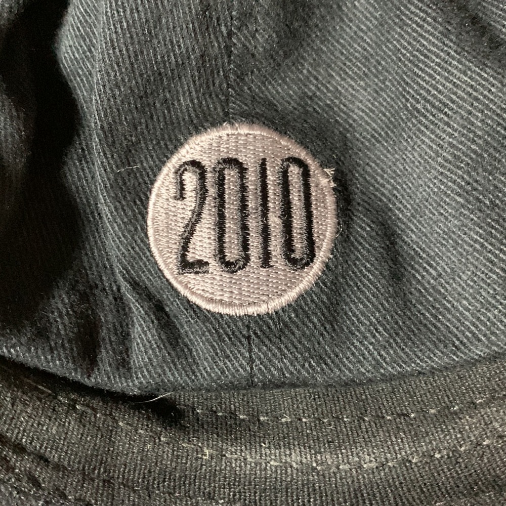 NWOT Eagles Long Road Out of Eden black tour hat. 2010. Elastic fit. - Picture 3 of 6